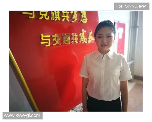 深度对话：张芳如何在网球世界中追寻梦想与成长的故事